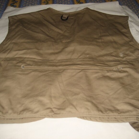 AUSABLE FISHING VEST XL NEW - Picture 3 of 3